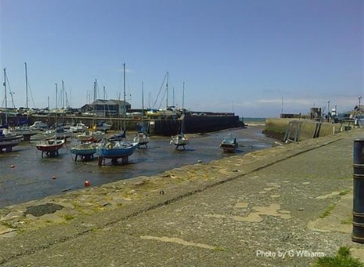 2. Aberaeron Harbour Entrance