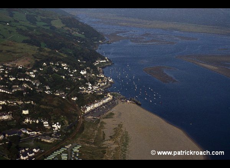 Aberdovey aerial photo
