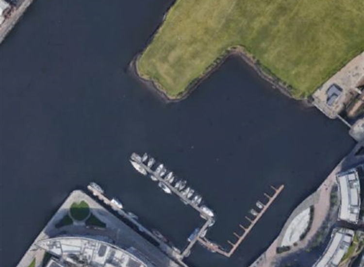 New pontoon layout