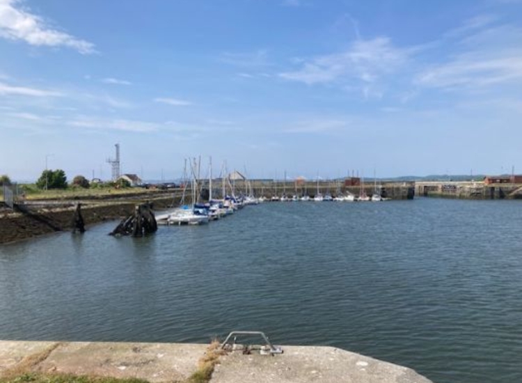 Burntisland pontoons looking West. New pontoons to port, old dead ahead