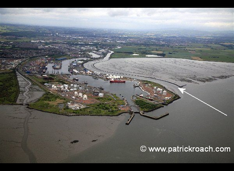 Entrance to the River carron at Grangemouth