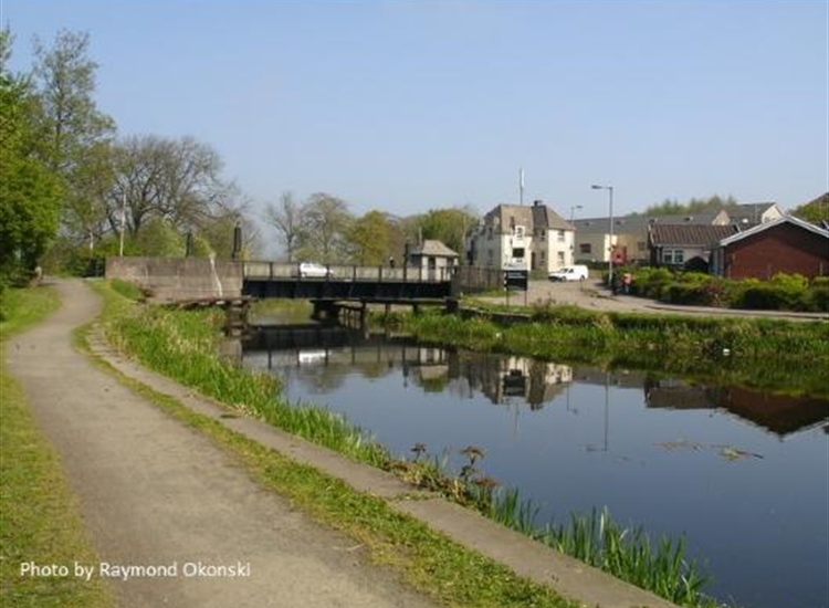 Hillhead Swing Bridge