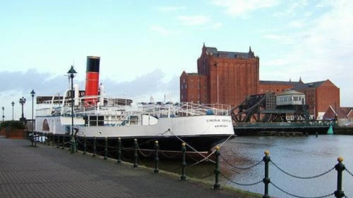 grimsby-marina