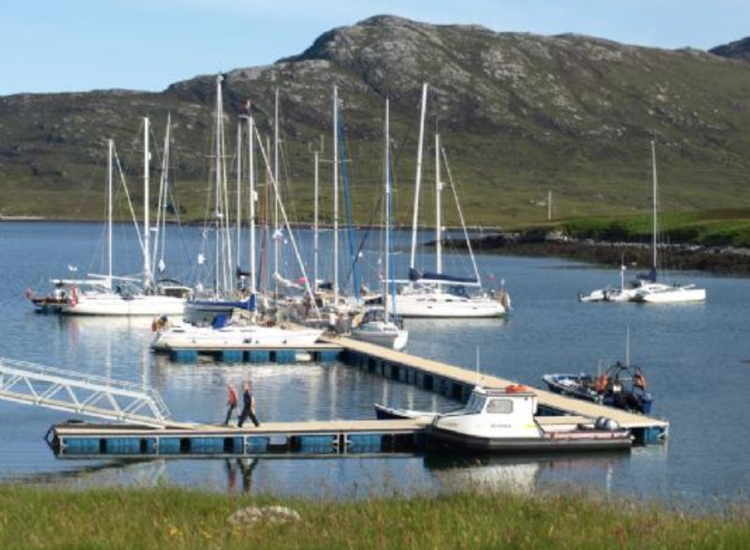 Lochmaddy Marina from NNW