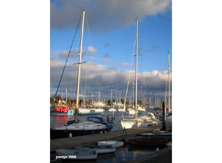 Town Quay Pontoon