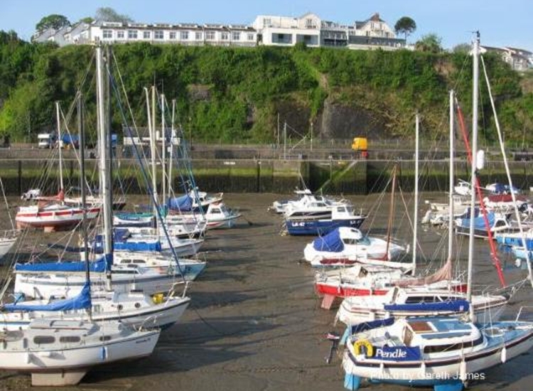 Saundersfoot South Wall