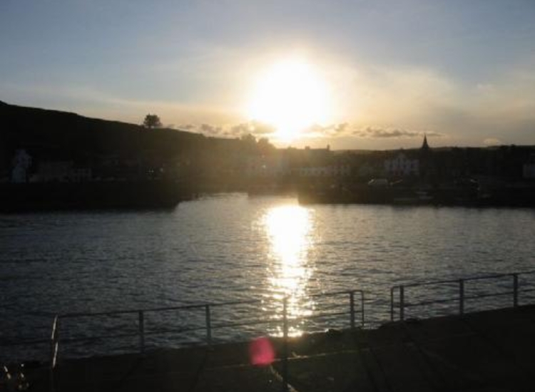 Entrance to the Middle harbour at sunset