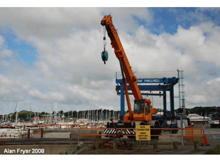 5.Boatyard and Travel Lift