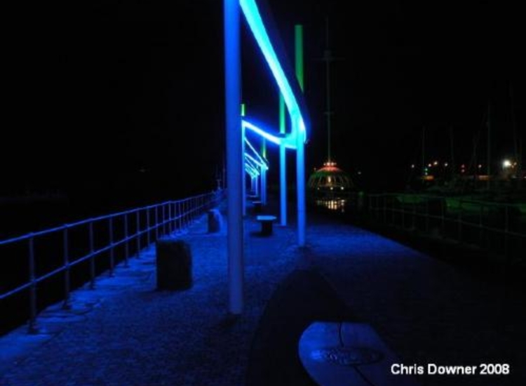Illuminated Wave Structure